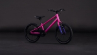Dětské kolo Cube NUMOVE 160 fucsia´n´plum 2027