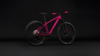Horské kolo Cube REACTION PRO fuchsia´n´black 2027