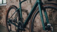 Gravel kolo Cube NUROAD C:62 RACE jungali´n´Black 2027