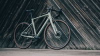 Silniční kolo Cube NUROAD PRO pea´n´grey 2026