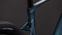 Gravel kolo Cube NUROAD RACE royalgreen´n´black 2026