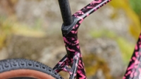 Gravel kolo Cube NUROAD C:62 SLX pinkaction´n´black 2027