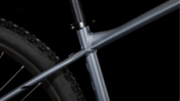 Horské kolo CUBE AIM RACE slategrey 'n' raimbowblack 2025
