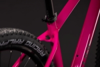 Horské kolo Cube REACTION PRO fuchsia´n´black 2027