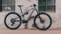 CUBE AMS HYBRID ONE44 C:68X TM 400X 29 2025
