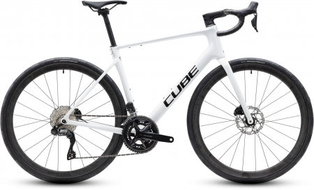Silniční kolo Cube ATTAIN C:62 SLX metallicwhite´n´black 2027